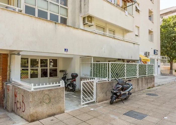 Luce And Antonio Split